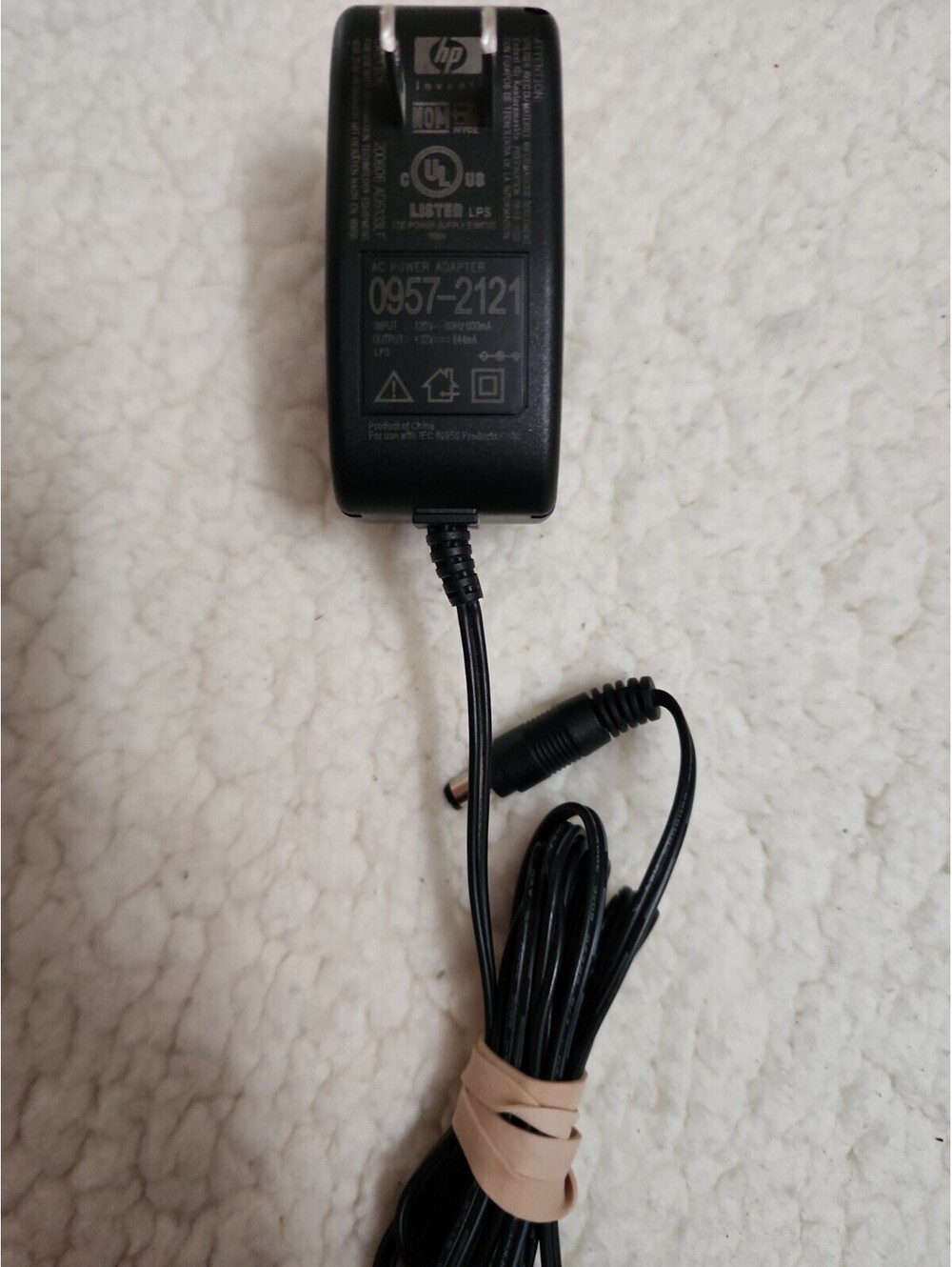 0957-2121 HP GENUINE POWER ADAPTER 32 V 844 New open box
